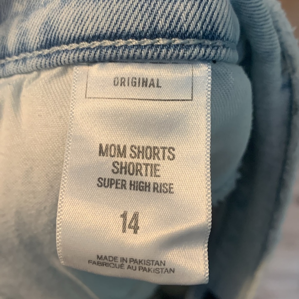EXPRESS Mom Shorts - Picture 6 of 7